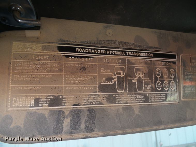 image for item DG1987 1995 Ford LT8000  dump truck