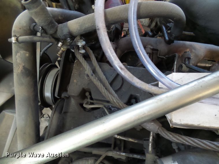 image for item DG1987 1995 Ford LT8000  dump truck