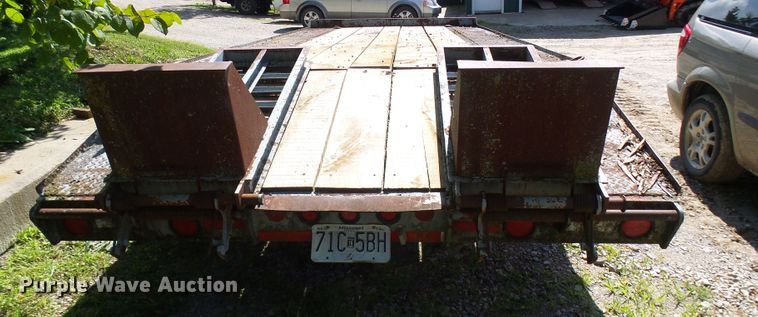 image for item DG1989 1994 Interstate 16BST equipment trailer