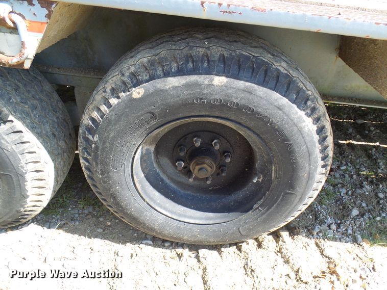 image for item DG1989 1994 Interstate 16BST equipment trailer