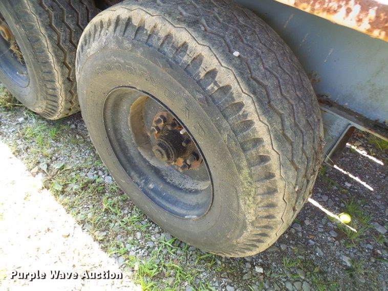 image for item DG1989 1994 Interstate 16BST equipment trailer