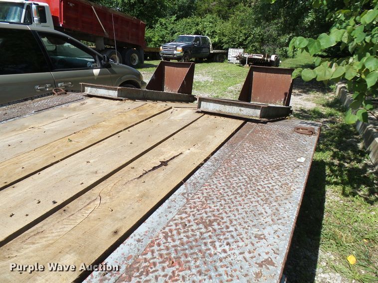 image for item DG1989 1994 Interstate 16BST equipment trailer