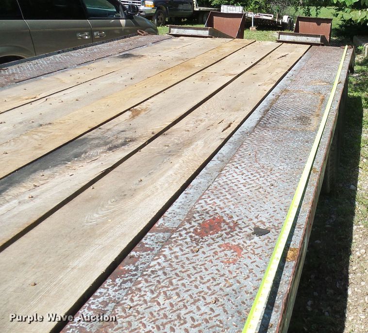 image for item DG1989 1994 Interstate 16BST equipment trailer