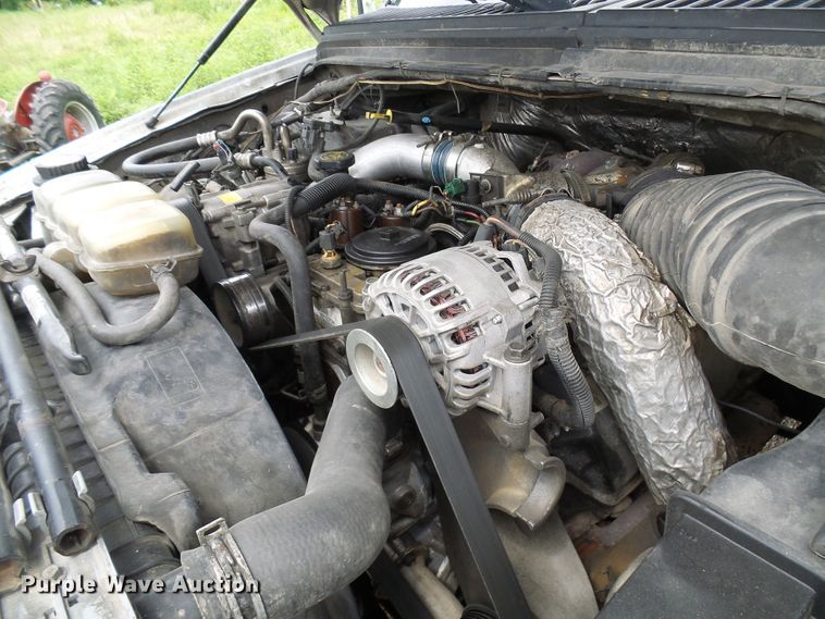 image for item DG2005 2000 Ford F550 Super Duty  utility truck