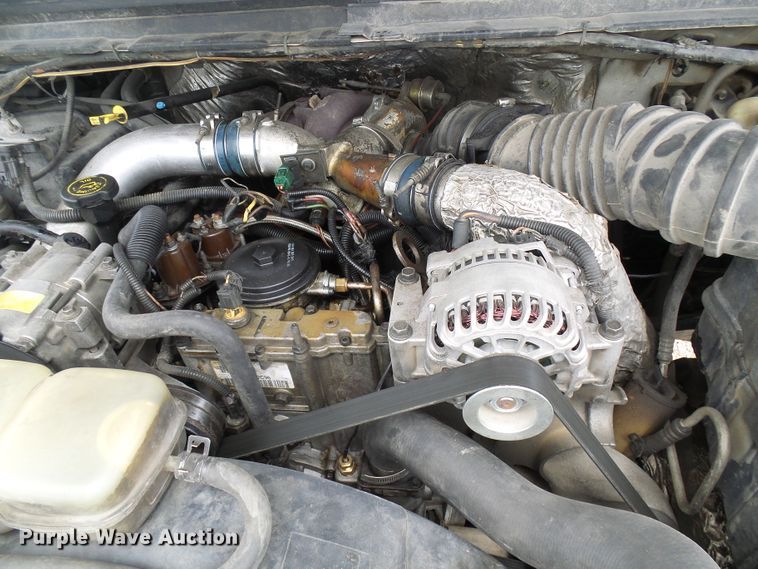 image for item DG2005 2000 Ford F550 Super Duty  utility truck