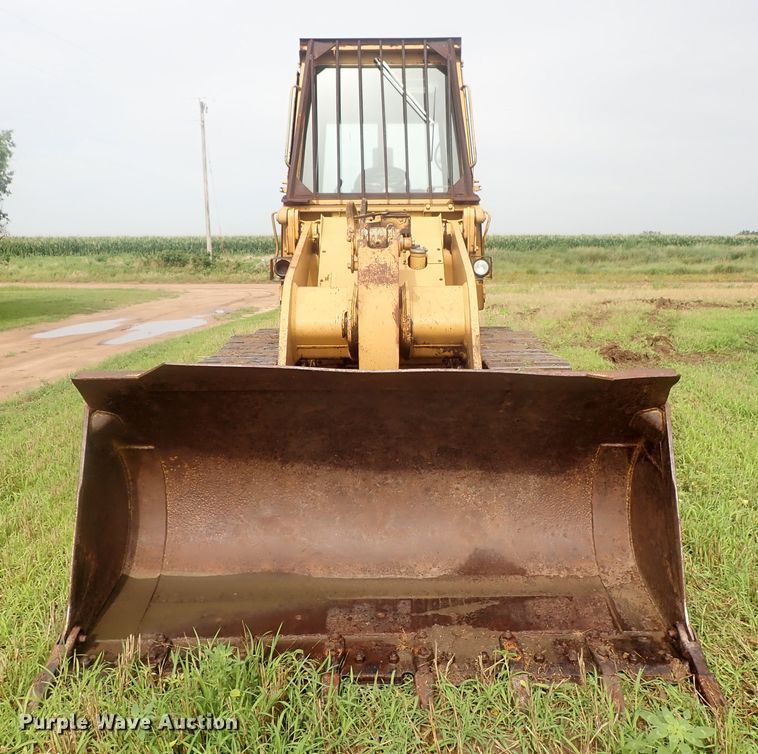 image for item DG2360 1990 Caterpillar 953  track loader