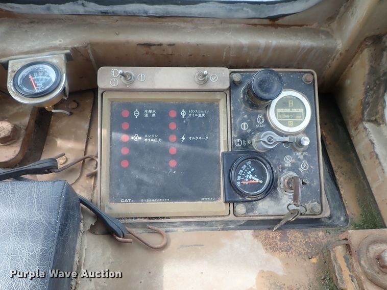 image for item DG2360 1990 Caterpillar 953  track loader