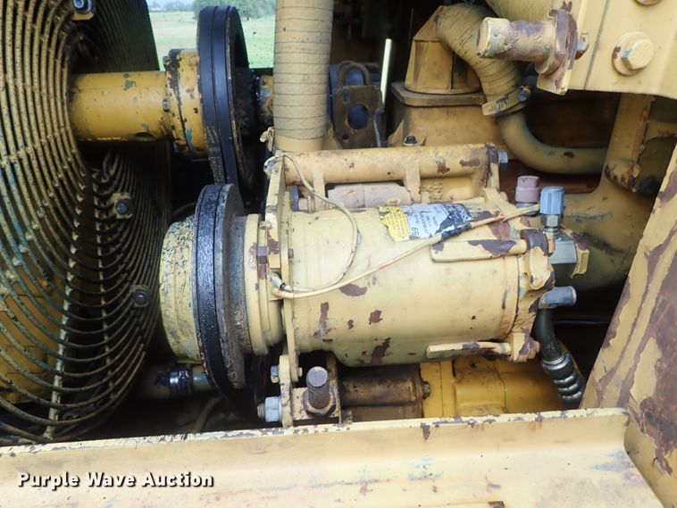 image for item DG2360 1990 Caterpillar 953  track loader