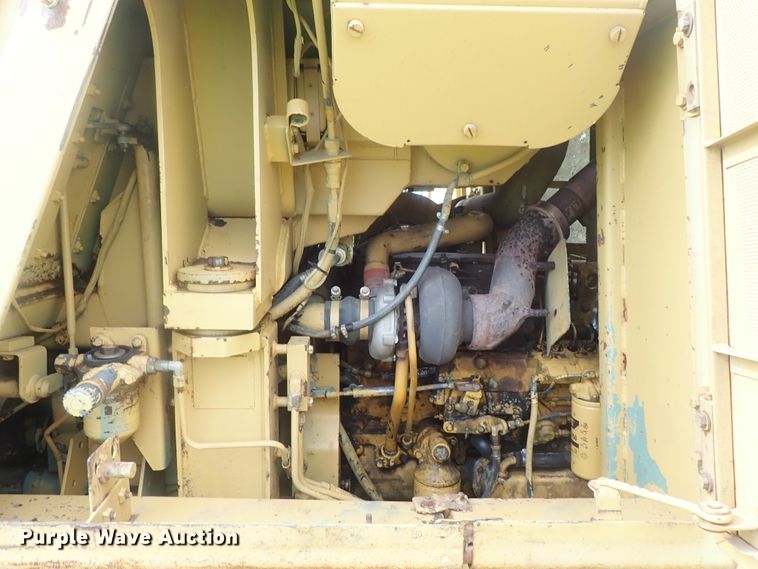 image for item DG2360 1990 Caterpillar 953  track loader