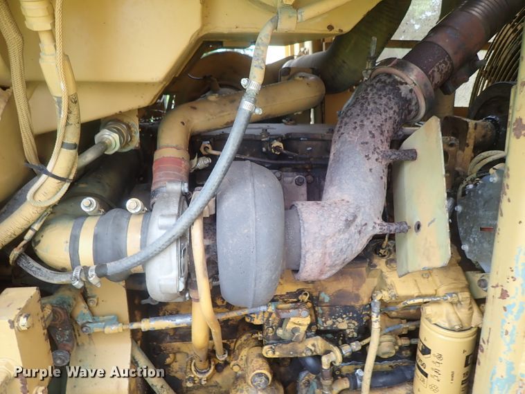 image for item DG2360 1990 Caterpillar 953  track loader