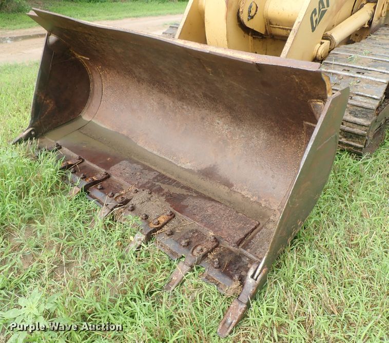 image for item DG2360 1990 Caterpillar 953  track loader