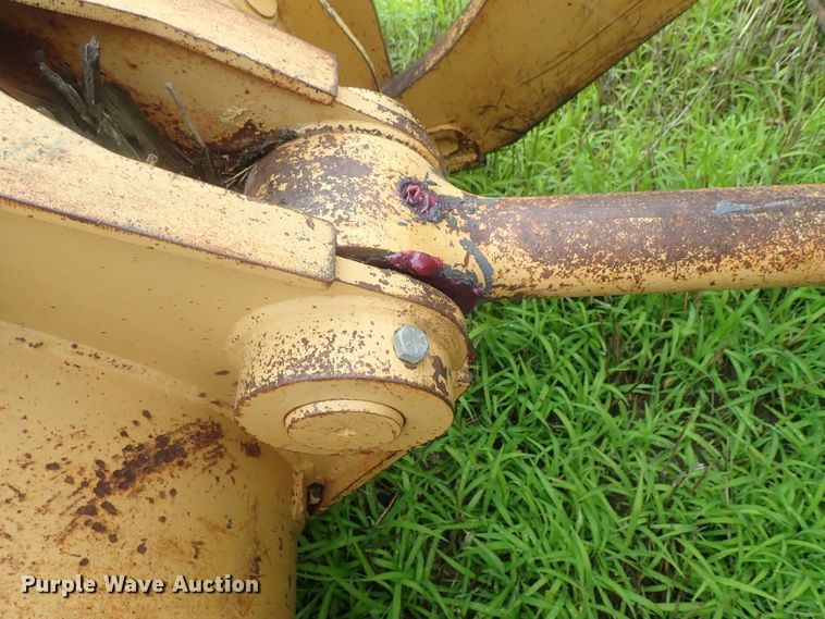 image for item DG2360 1990 Caterpillar 953  track loader