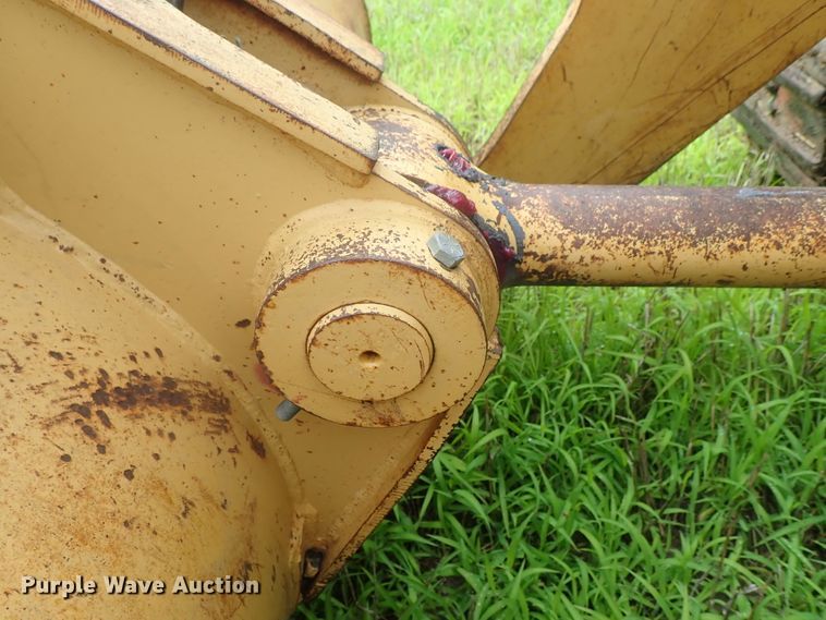 image for item DG2360 1990 Caterpillar 953  track loader