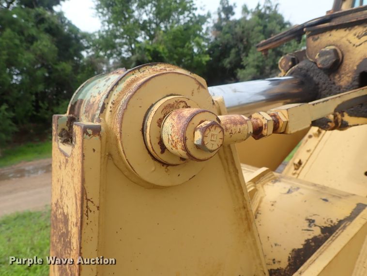 image for item DG2360 1990 Caterpillar 953  track loader