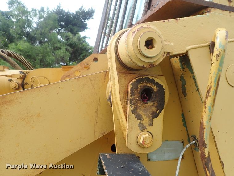 image for item DG2360 1990 Caterpillar 953  track loader