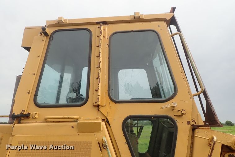 image for item DG2360 1990 Caterpillar 953  track loader