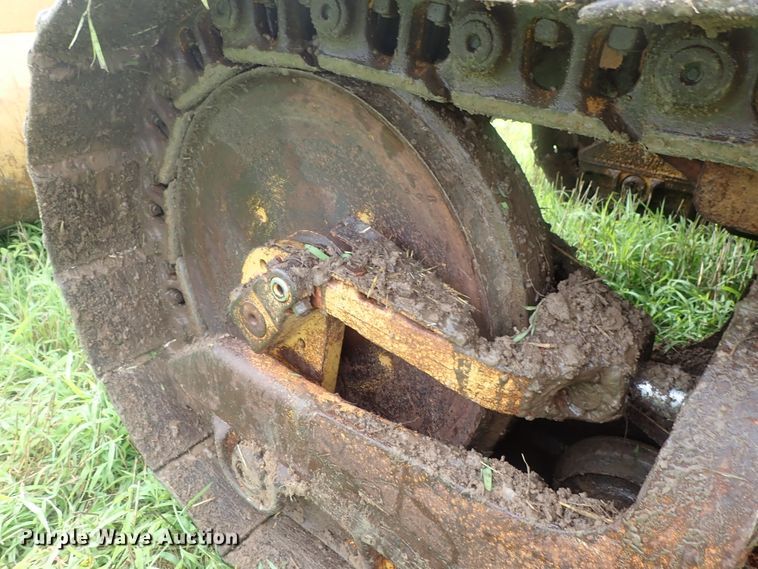 image for item DG2360 1990 Caterpillar 953  track loader