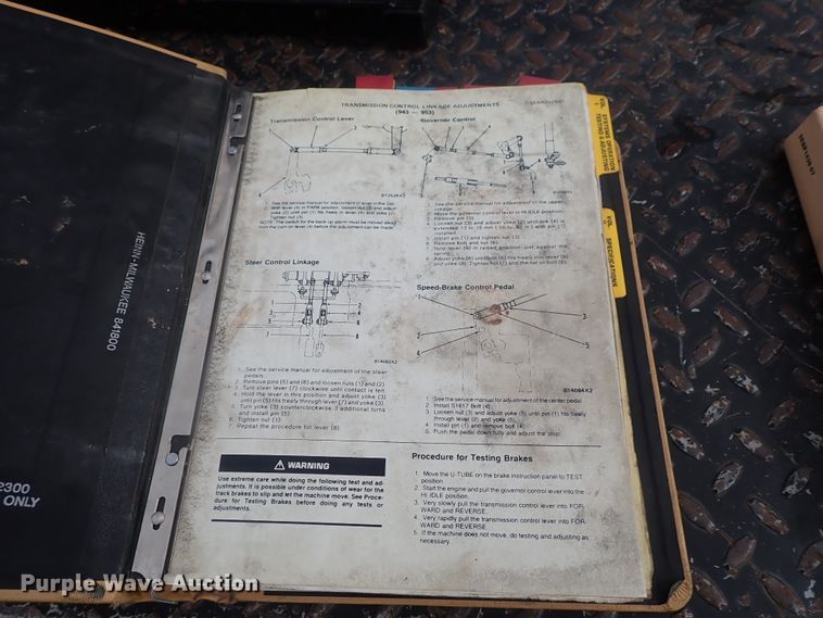 image for item DG2360 1990 Caterpillar 953  track loader