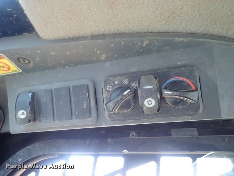 image for item DG2367 2013 Caterpillar 289C2  tracked skid steer loader