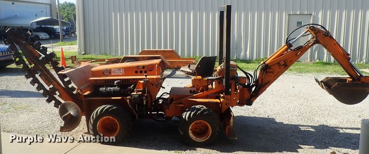 image for item DG2389 Case Davis Fleetline  30+4 trencher