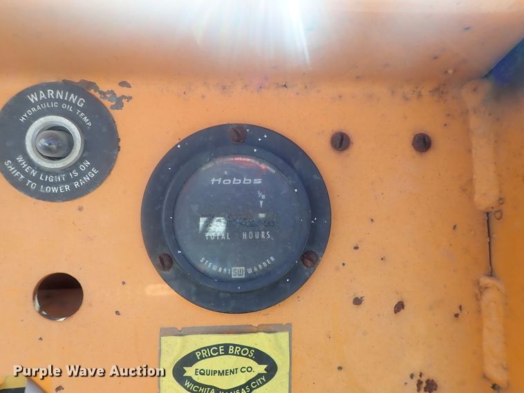 image for item DG2389 Case Davis Fleetline  30+4 trencher