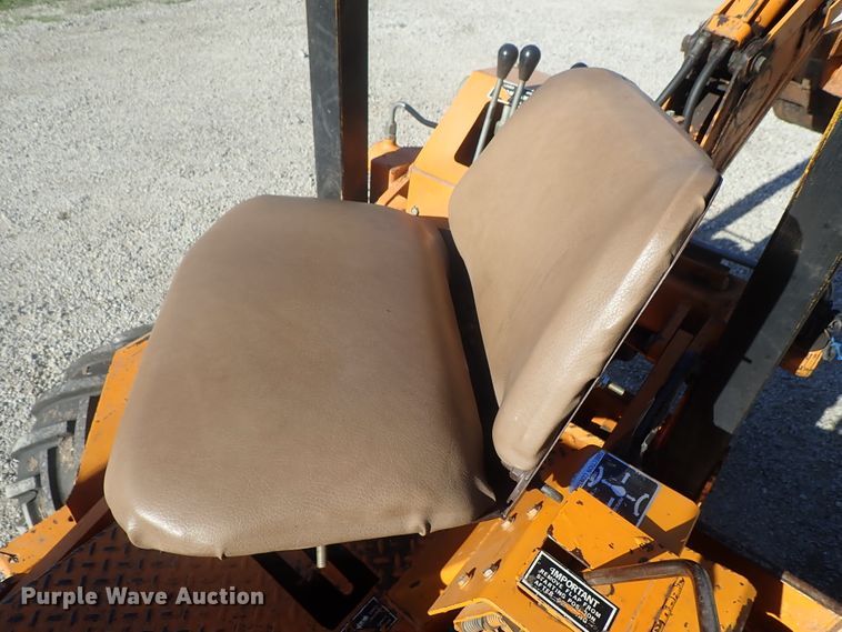 image for item DG2389 Case Davis Fleetline  30+4 trencher