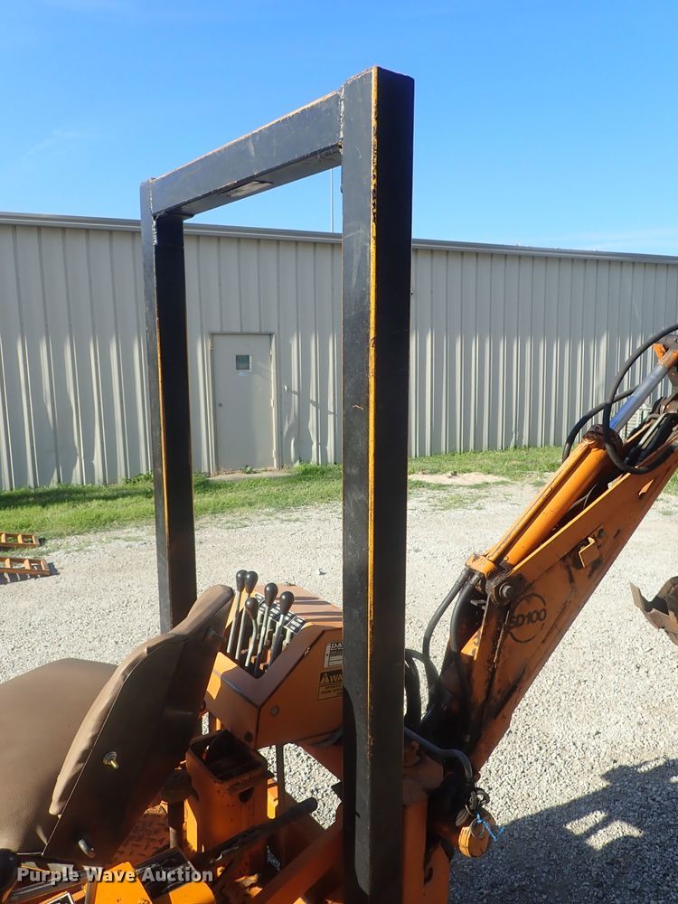 image for item DG2389 Case Davis Fleetline  30+4 trencher