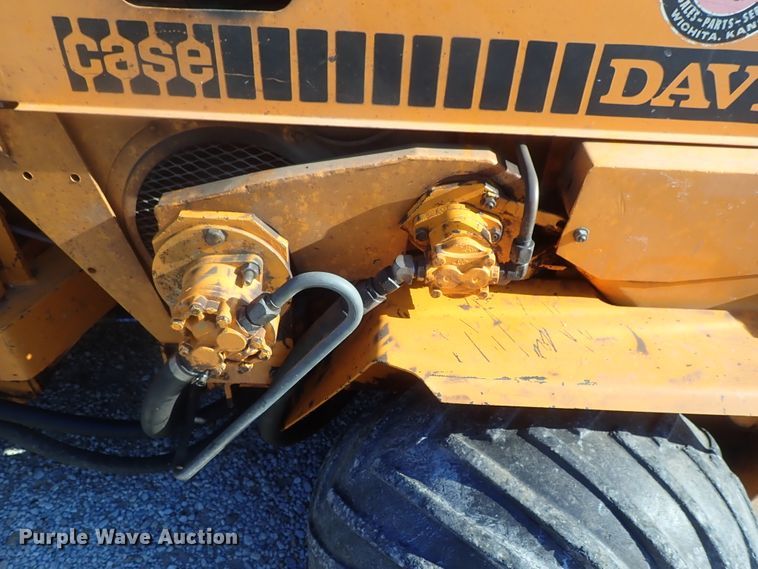 image for item DG2389 Case Davis Fleetline  30+4 trencher