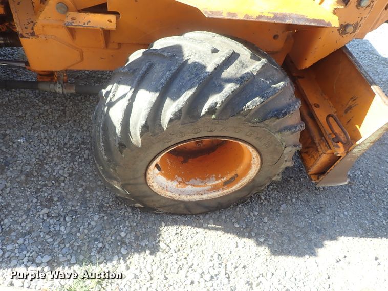 image for item DG2389 Case Davis Fleetline  30+4 trencher