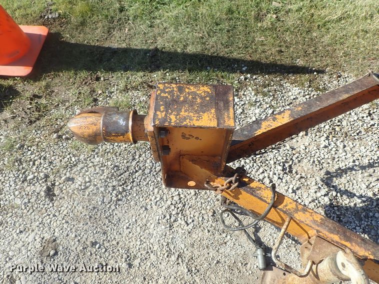 image for item DG2389 Case Davis Fleetline  30+4 trencher