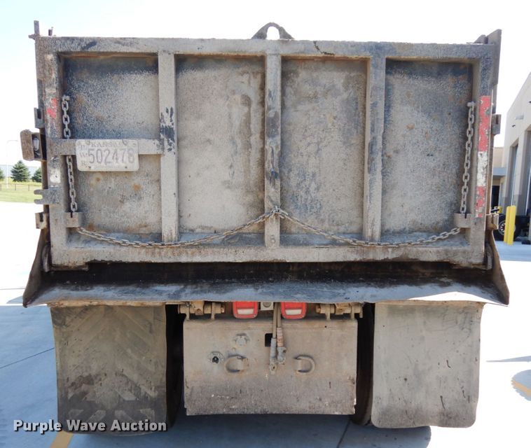 image for item DG2658 1988 Kenworth T800  dump truck