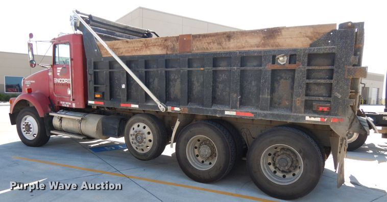 image for item DG2658 1988 Kenworth T800  dump truck