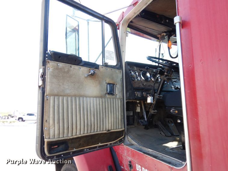 image for item DG2658 1988 Kenworth T800  dump truck