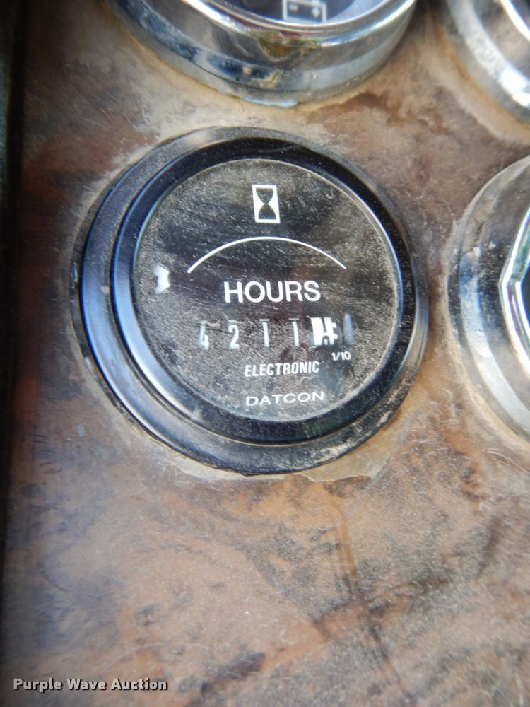 image for item DG2658 1988 Kenworth T800  dump truck