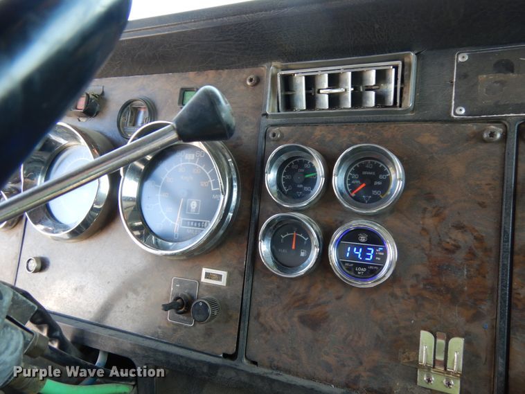 image for item DG2658 1988 Kenworth T800  dump truck