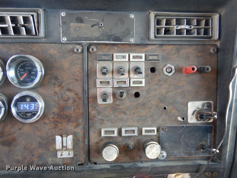 image for item DG2658 1988 Kenworth T800  dump truck