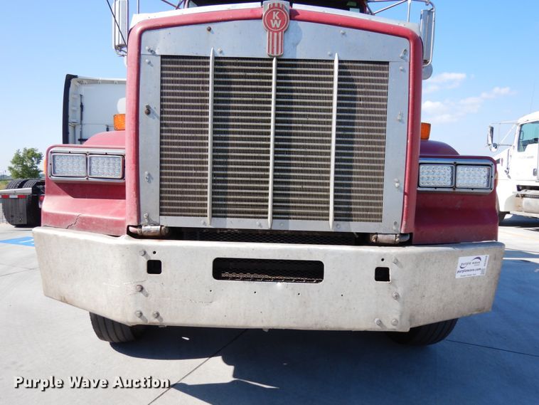 image for item DG2658 1988 Kenworth T800  dump truck