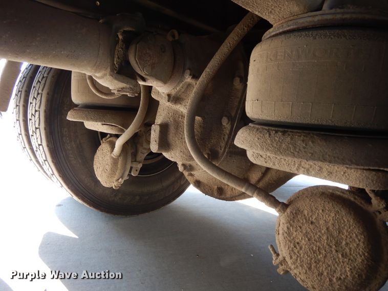 image for item DG2658 1988 Kenworth T800  dump truck