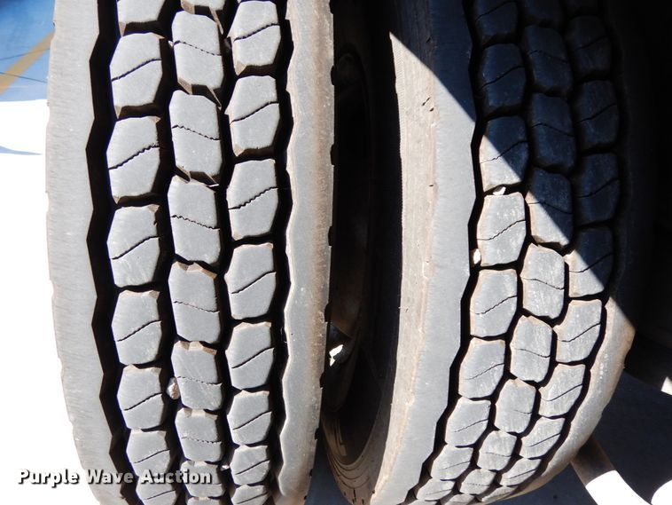 image for item DG2658 1988 Kenworth T800  dump truck