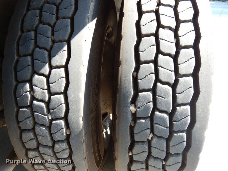 image for item DG2658 1988 Kenworth T800  dump truck