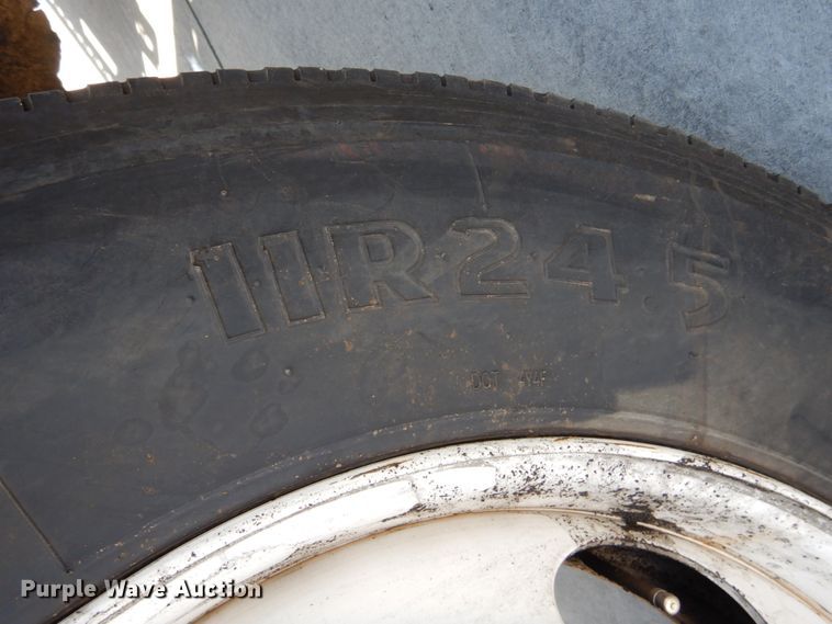 image for item DG2658 1988 Kenworth T800  dump truck