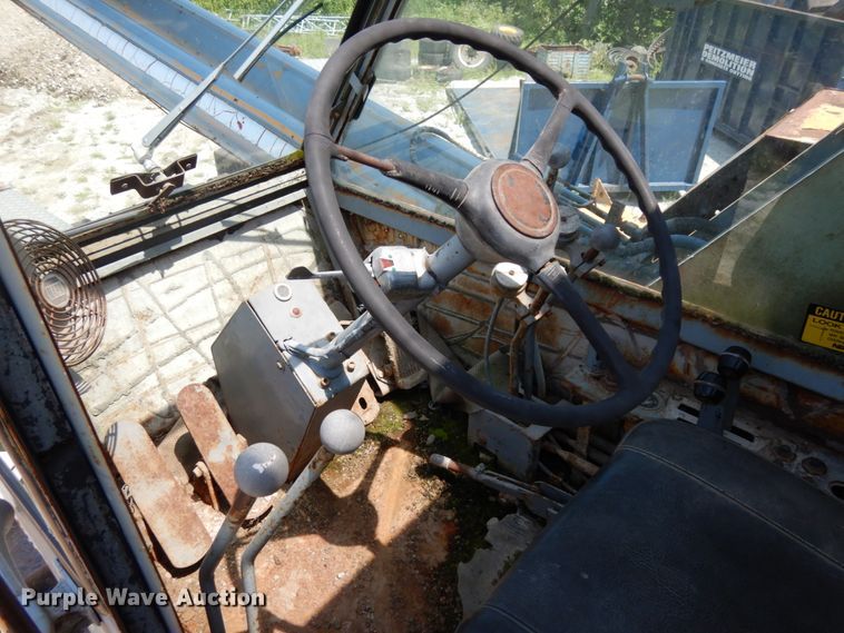 image for item DG2661 Drott 2500  crane