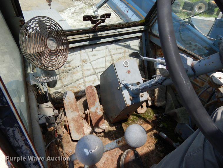 image for item DG2661 Drott 2500  crane