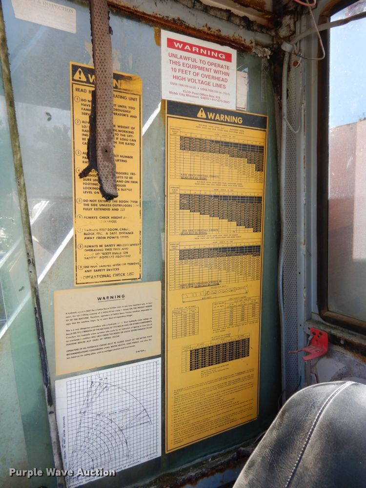 image for item DG2661 Drott 2500  crane