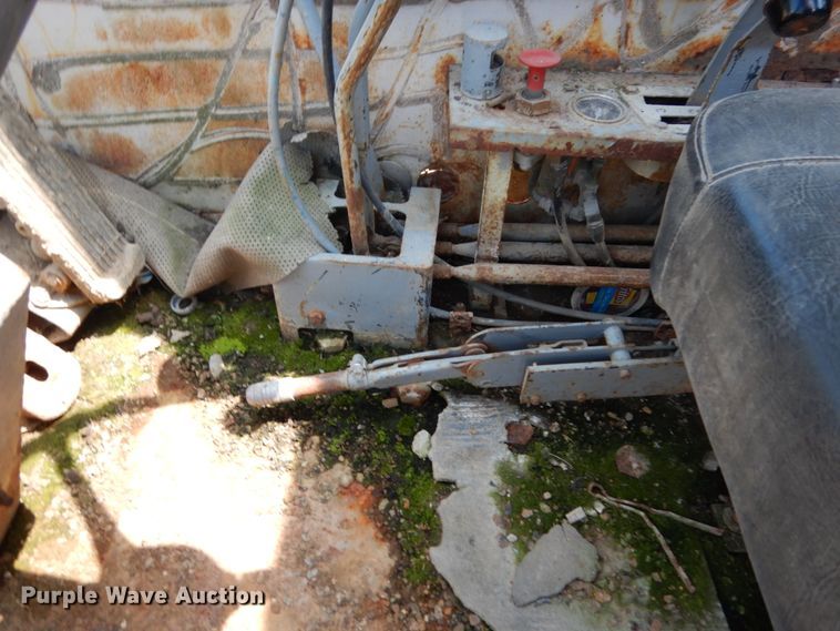 image for item DG2661 Drott 2500  crane