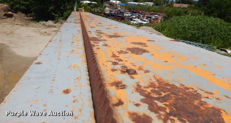 image for item DG2661 Drott 2500  crane