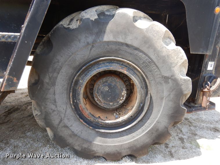 image for item DG2661 Drott 2500  crane