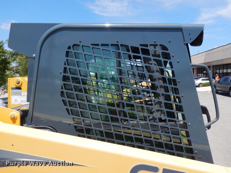 image for item DG2663 2014 Gehl R220  skid steer loader