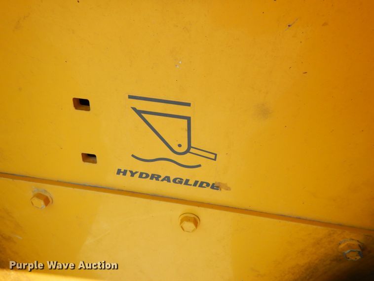 image for item DG2663 2014 Gehl R220  skid steer loader