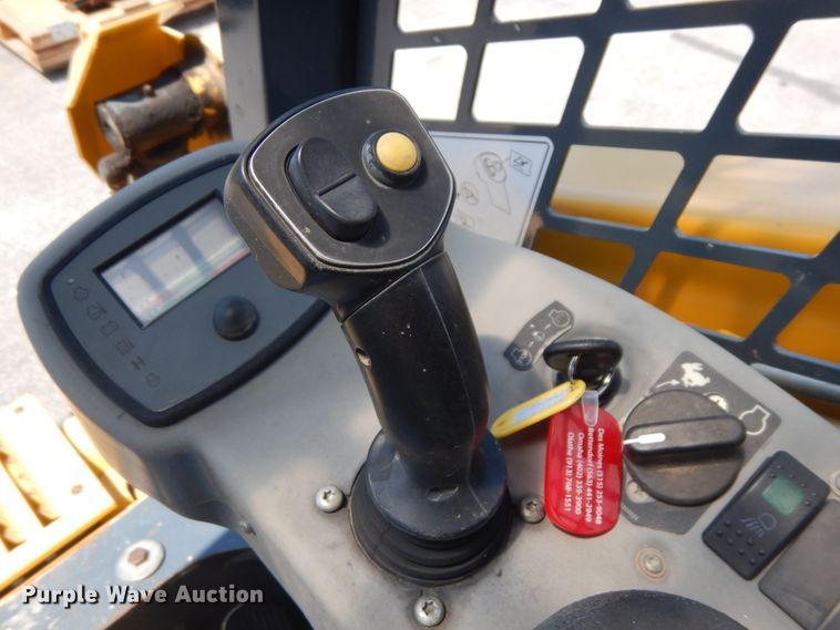 image for item DG2664 2015 Gehl RT175  tracked skid steer loader